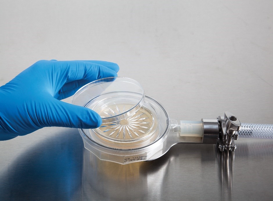 How It Works Continuous Air Monitoring for Viable Particle Testing